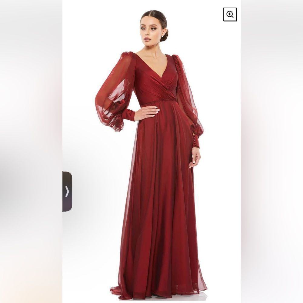 Macduggal Chiffon Sleeve Gown NWT 67873